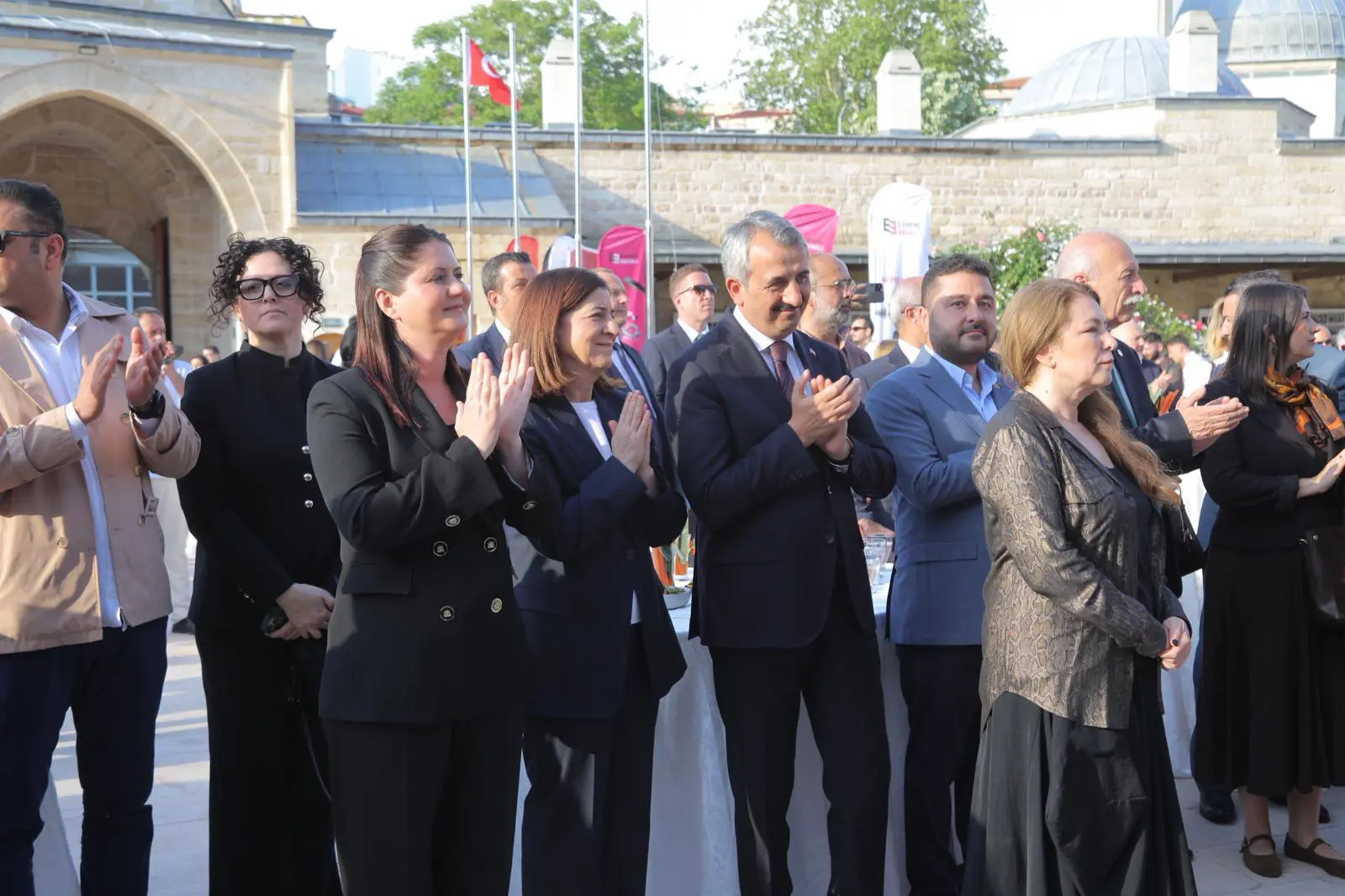 BAŞKAN GENCAN “EDİRNE, KÜLTÜRLE VE SANATLA GELECEĞİNİ KURMA CESARETİYLE DE BÜYÜK BİR ŞEHİR” galeri görseli